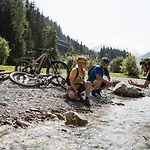 Hotel apartamentowy Harmls 3*