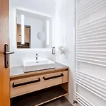 Hotel apartamentowy Harmls