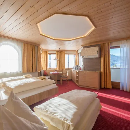 Harmls Lägenhetshotell Flachau