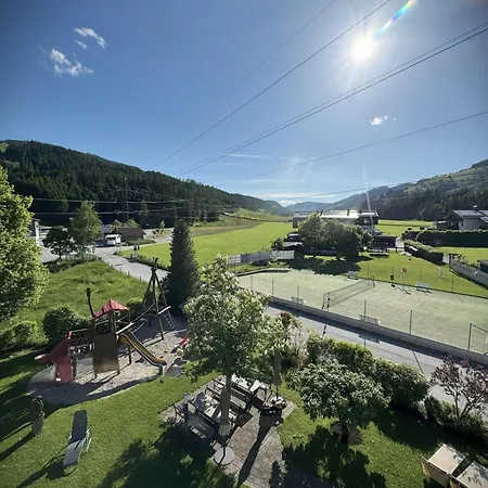 Lägenhetshotell Harmls Flachau