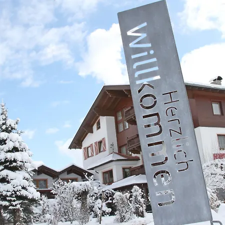 هارملس الفندقية 3* فلاخاو