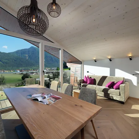 Harmls アパートホテル