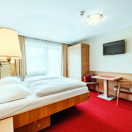 Aparthotel Harmls 3*