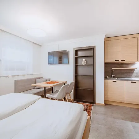 Harmls Lejlighedshotel 3*