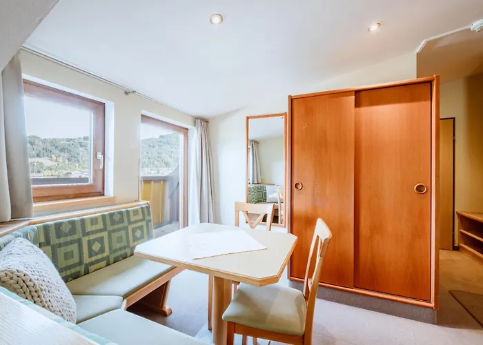 Harmls 3* Флахау